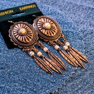Coppertone western Concho fish hook earrings